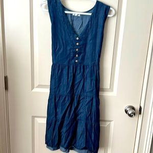 Size large Blue button dress with tie in back